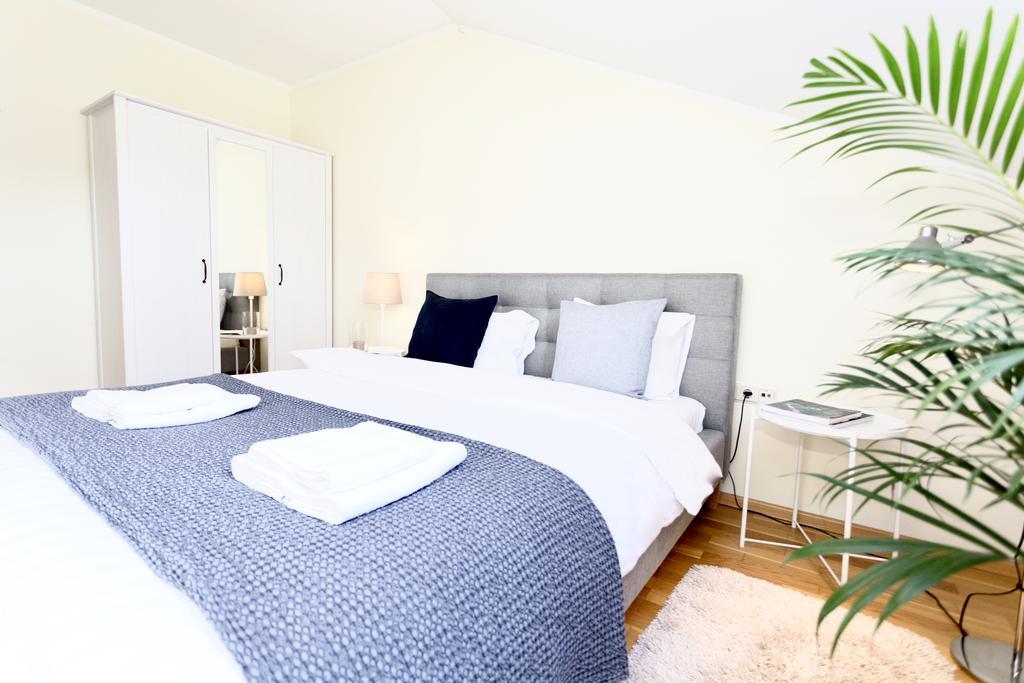& - Old Town Appartement