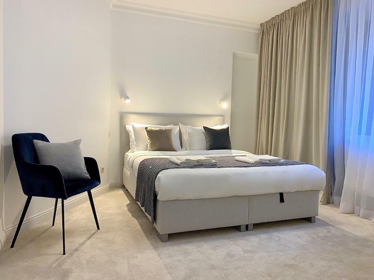 & - Old Town Appartement
